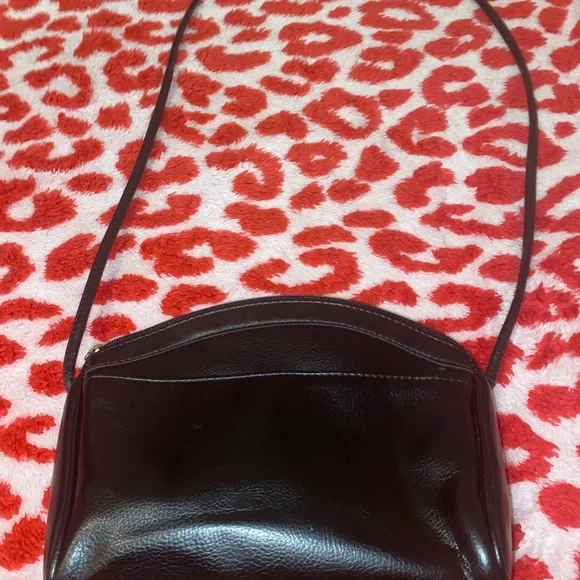 Liz Claiborne Black Crossbody Bag - Picture 3 of 5